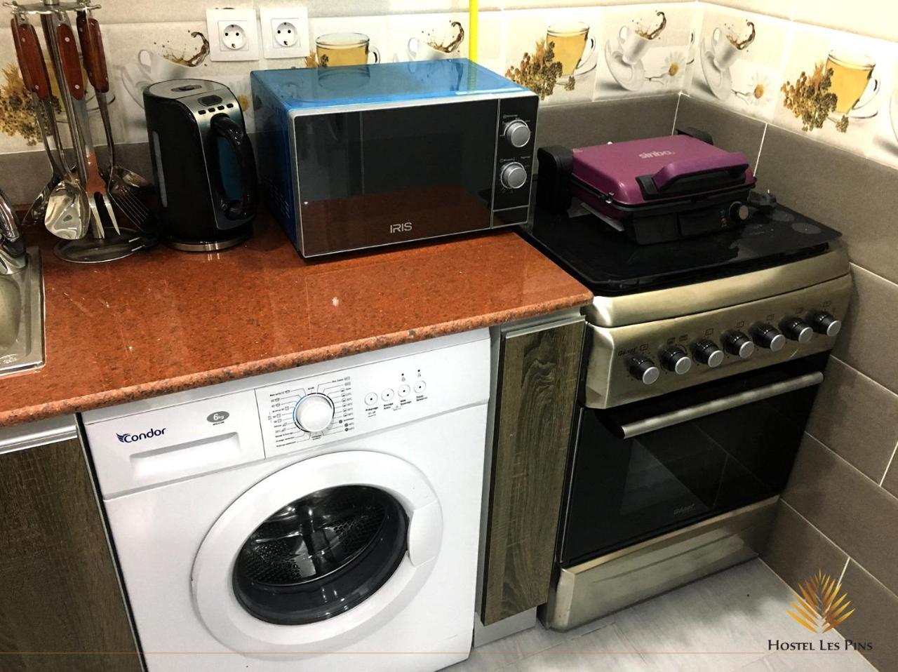 Hostel Les Pins Alger ภายนอก รูปภาพ