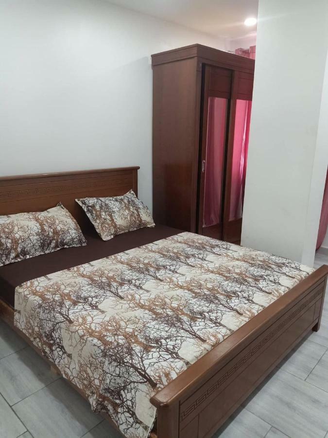 Hostel Les Pins Alger ภายนอก รูปภาพ