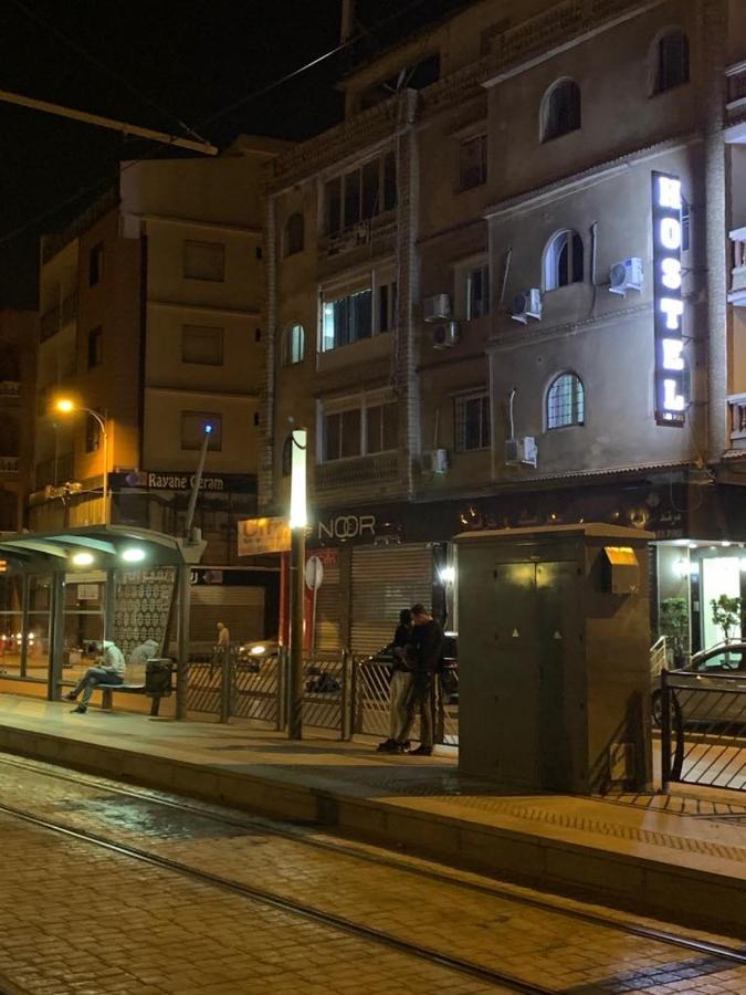Hostel Les Pins Alger ภายนอก รูปภาพ