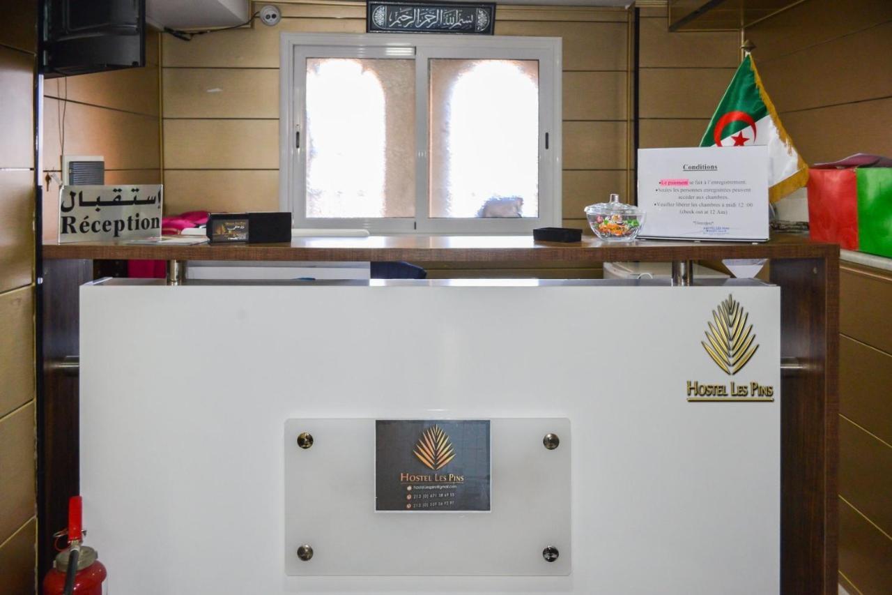 Hostel Les Pins Alger ภายนอก รูปภาพ