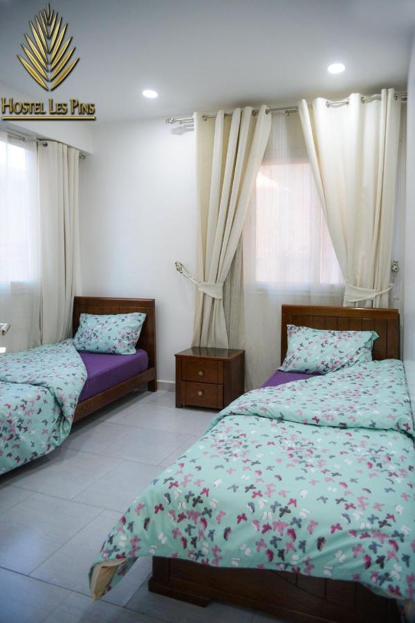 Hostel Les Pins Alger ภายนอก รูปภาพ