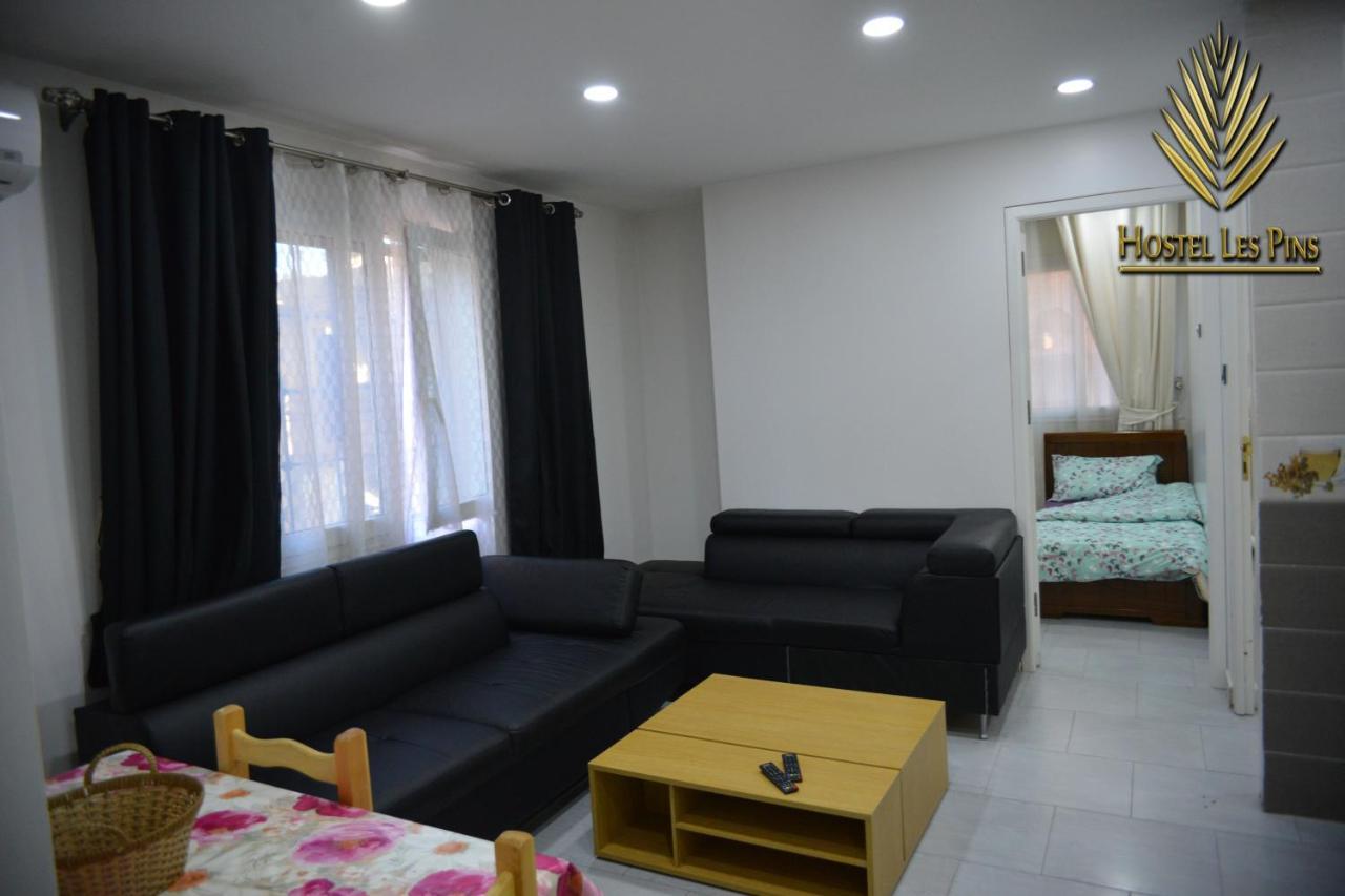 Hostel Les Pins Alger ภายนอก รูปภาพ